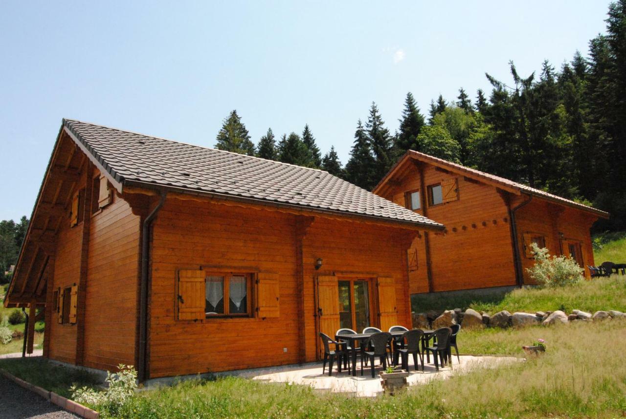 Christelle Et Laeticia Gérardmer Exterior foto